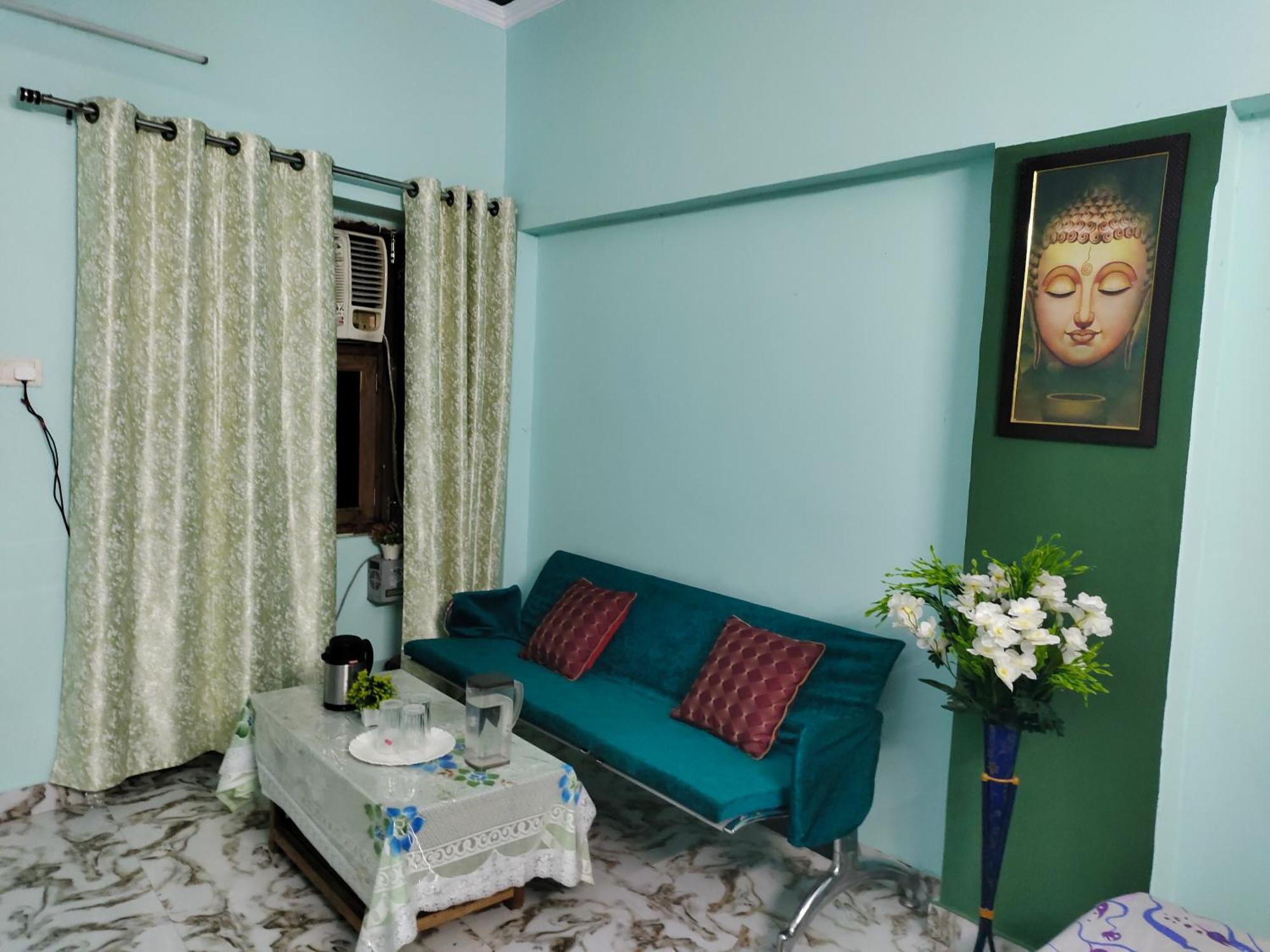 ורנאסי Banarasiya Stay Walking Distance To Banaras Railway Station חדר תמונה